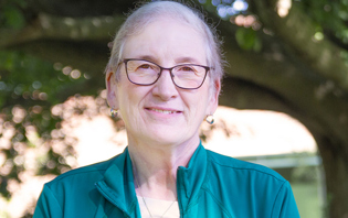 September WOW Award Winner – Marti Richards
